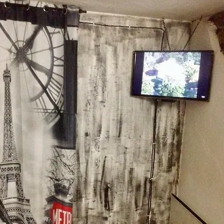 Vandrarhem Art Revolution Studio *