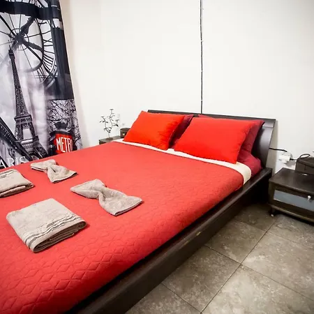 Art Revolution Studio Hostel *