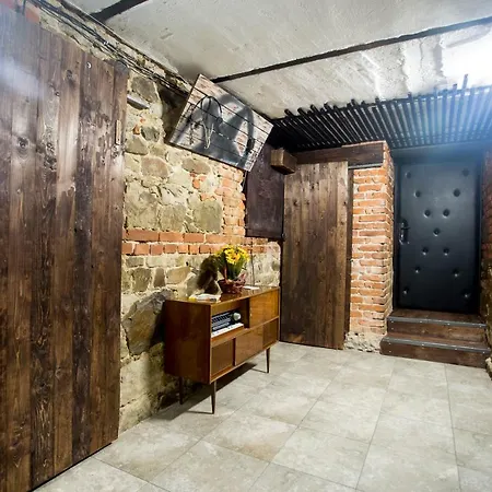 Art Revolution Studio *