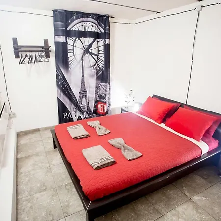 Art Revolution Studio