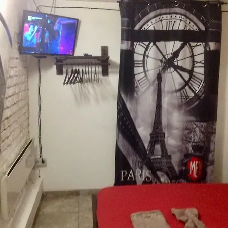 Art Revolution Studio Albergue *